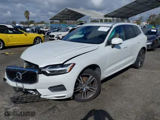 2019 Volvo XC60 Momentum with VIN LYV102DK8KB255769, listed as a IAAI auction lot 41573224 with 45,249 mi miles. Bid and sale history available at carsss.com. Image 17.