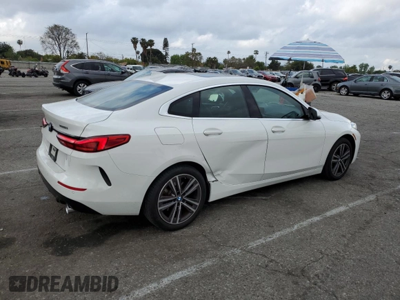 2020 BMW 2 Series 228i xDrive z VIN WBA73AK05L7F77031, wystawiony jako Copart lot #54429595 z przebiegiem 31 485 mil mil oraz Szkoda całkowita • Salvage title. Historia ofert i sprzedaży dostępna na DreamBid. Obrazek 3.