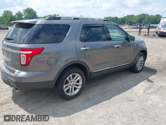 2011 Ford Explorer XLT with VIN 1FMHK8D86BGA63282, listed as a IAAI auction lot 42640508 with 200,620 mi miles and . Bid and sale history available at DreamBid. Image 4.