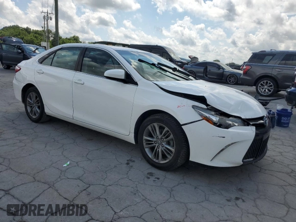 2017 Toyota Camry XLE z VIN 4T1BF1FK4HU703560, wystawiony jako Copart lot #58916665 z przebiegiem 93 281 mil mil oraz Szkoda całkowita • Salvage title. Historia ofert i sprzedaży dostępna na DreamBid. Obrazek 4.