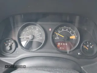 2014 Jeep Patriot Sport with VIN 1C4NJRBB4ED534026, listed as a IAAI auction lot 41850049 with 178,989 mi miles. Bid and sale history available at carsss.com. Image 7.