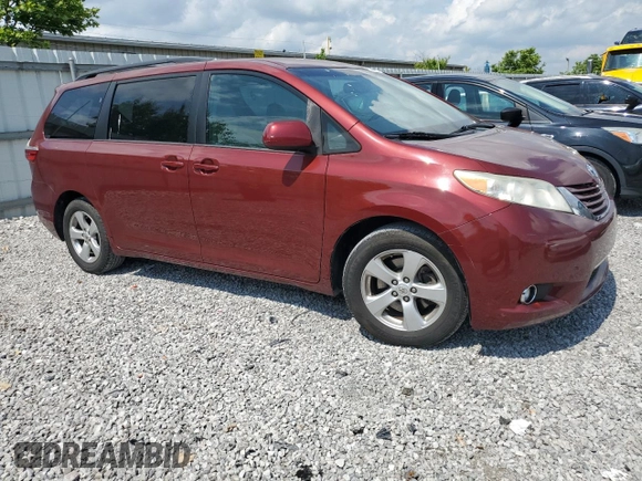 2015 Toyota Sienna LE AAS with VIN 5TDKK3DC7FS600464, listed as a Copart auction lot 61385735 with 159,748 mi miles and Clean title. Bid and sale history available at DreamBid. Image 4.