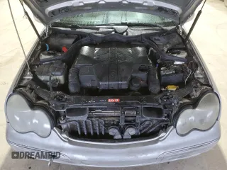 2002 Mercedes-Benz C 230/260/280/320 with VIN WDBRF64JX2E005125, listed as a Copart auction lot 45976765 with 257,456 mi miles and Salvage Title. Bid and sale history available at DreamBid. Image 13.