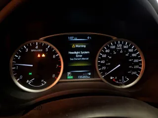 2017 Nissan Sentra SR Turbo с VIN 3N1CB7AP3HY226145, выставлен на аукционе Copart как лот 58665785 с пробегом 135 283 миль миль и Списание • Salvage title. История ставок и продаж доступна на DreamBid. Изображение 9.