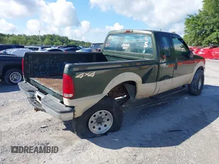 2000 Ford F-250 XL with VIN 1FTNX21L2YED40884, listed as a IAAI auction lot 42236268 with 268,112 mi miles and . Bid and sale history available at DreamBid. Image 4.