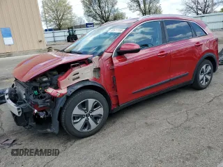 2018 Kia Niro LX with VIN KNDCB3LC6J5175629, listed as a Copart auction lot 52611155 with 175,946 mi miles and Clean Title. Bid and sale history available at carsss.com. Image 1.
