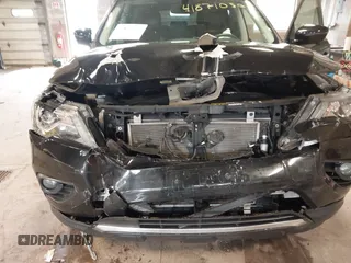 2017 Nissan Pathfinder Platinum with VIN 5N1DR2MM1HC632396, listed as a IAAI auction lot 41871050 with 53,419 mi miles and . Bid and sale history available at DreamBid. Image 6.