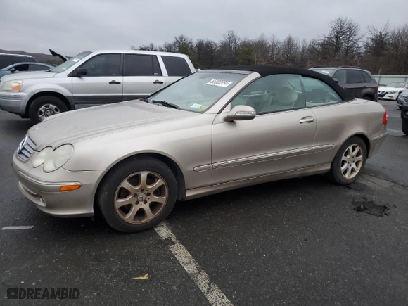 2004 Mercedes-Benz CLK-Class Cabriolet 3.2L with VIN WDBTK65G24T009947, listed as a Copart auction lot 85880954 with 64,922 mi miles and Clean Title. Bid and sale history available at carsss.com. Image 1.