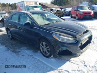2019 Hyundai Sonata Sport with VIN 5NPE34AF8KH793383, listed as a IAAI auction lot 41160016 with 68,893 mi miles and . Bid and sale history available at DreamBid. Image 1.