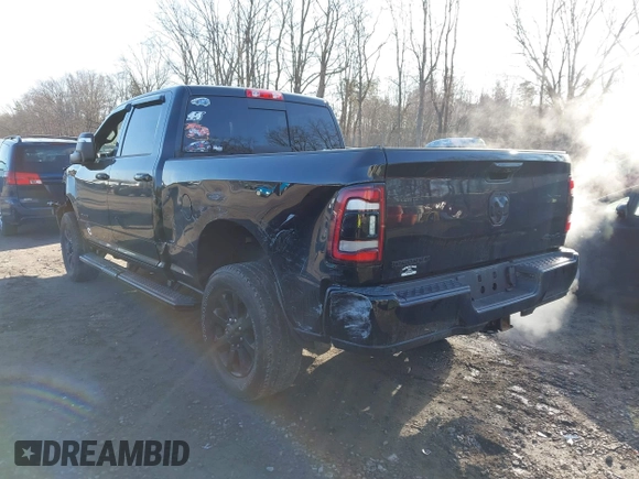 2024 Ram 2500 Big Horn with VIN 3C6UR5DJ9RG269153, listed as a IAAI auction lot 41777937 with 25,060 mi miles. Bid and sale history available at carsss.com. Image 3.