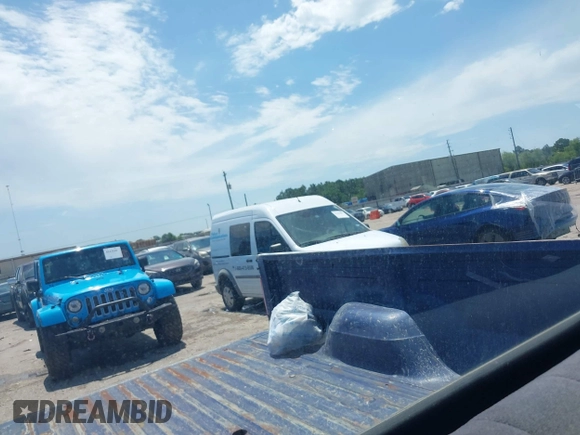 1996 Ford F-250 with VIN 2FTHF25G7TCA38325, listed as a IAAI auction lot 42463748 with Not provided miles and . Bid and sale history available at DreamBid. Image 8.