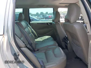 2004 Volvo V70 XC Cross Country with VIN YV1SZ59H441124920, listed as a IAAI auction lot 42456773 with 223,980 mi miles and . Bid and sale history available at DreamBid. Image 8.