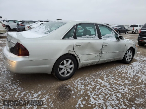 2001 Toyota Avalon XL z VIN 4T1BF28B01U138751, wystawiony jako Copart lot #44849165 z przebiegiem 225 082 mil mil oraz Tytuł czysty. Historia ofert i sprzedaży dostępna na DreamBid. Obrazek 3.