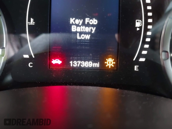 2016 Jeep Renegade Latitude with VIN ZACCJBBT7GPD59282, listed as a IAAI auction lot 41314758 with 137,369 mi miles. Bid and sale history available at carsss.com. Image 7.