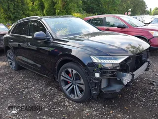 2019 Audi Q8 Prestige z VIN WA1CVAF10KD035678, wystawiony jako IAAI lot #42664632 z przebiegiem 41 888 mil mil oraz . Historia ofert i sprzedaży dostępna na DreamBid. Obrazek 1.