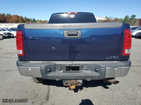 2011 GMC Sierra 2500HD SLE with VIN 1GT220CG7BZ216616, listed as a Copart auction lot 75283084 with 188,778 mi miles and Salvage Title. Bid and sale history available at carsss.com. Image 6.