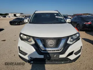2017 Nissan Rogue S z VIN KNMAT2MT9HP593615, wystawiony jako Copart lot #56501765 z przebiegiem 187 438 mil mil oraz Szkoda całkowita • Salvage title. Historia ofert i sprzedaży dostępna na DreamBid. Obrazek 5.