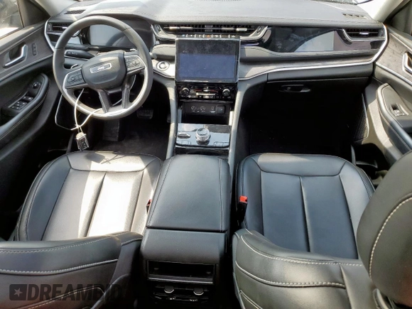 2023 Jeep Grand Cherokee с VIN 1C4RJYB64PC633663, выставлен на аукционе Copart как лот 57097945 с пробегом 43 084 миль миль и Чистый • Clean title. История ставок и продаж доступна на DreamBid. Изображение 8.