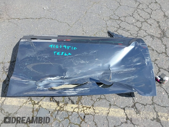 2018 Tesla Model 3 Long Range Battery with VIN 5YJ3E1EB9JF097118, listed as a IAAI auction lot 41619510 with 64,132 mi miles and . Bid and sale history available at DreamBid. Image 20.