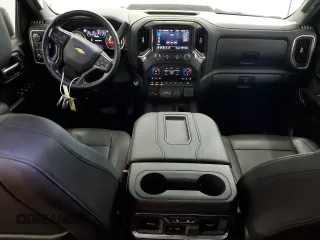 2020 Chevrolet Silverado 1500 LTZ with VIN 1GCUYGEL2LZ104009, listed as a Copart auction lot 68456944 with 39,001 mi miles and Salvage Title. Bid and sale history available at DreamBid. Image 8.