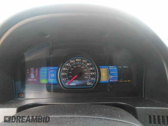 2010 Ford Fusion Hybrid z VIN 3FADP0L31AR387443, wystawiony jako IAAI lot #40034145 z przebiegiem 153 847 mil mil oraz . Historia ofert i sprzedaży dostępna na DreamBid. Obrazek 7.