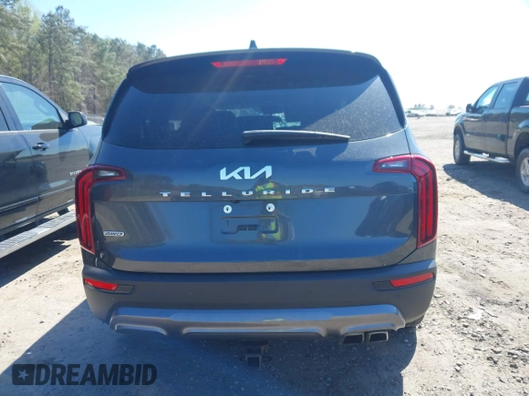2022 Kia Telluride EX with VIN 5XYP3DHC2NG226263, listed as a IAAI auction lot 41893478 with 57,837 mi miles and . Bid and sale history available at carsss.com. Image 16.