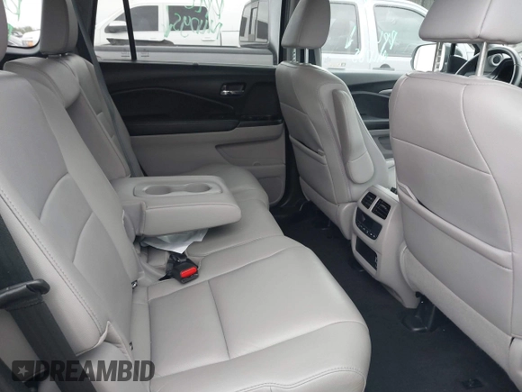 2020 Honda Pilot EX-L z VIN 5FNYF5H5XLB016632, wystawiony jako IAAI lot #41968994 z przebiegiem 75 540 mil mil oraz . Historia ofert i sprzedaży dostępna na DreamBid. Obrazek 8.