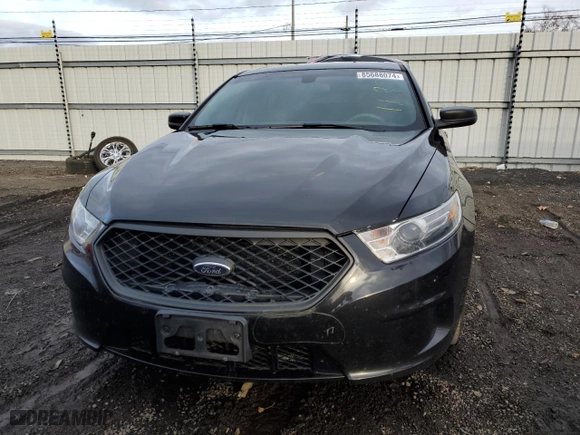 2019 Ford Police Interceptor Sedan with VIN 1FAHP2MK7KG113157, listed as a Copart auction lot 85688074 with 82,682 mi miles and Salvage Title. Bid and sale history available at carsss.com. Image 5.