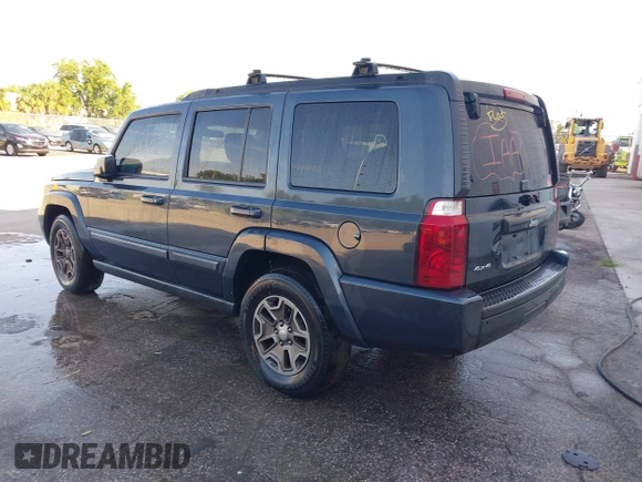 2007 Jeep Commander Sport z VIN 1J8HG48K67C686008, wystawiony jako IAAI lot #42251831 z przebiegiem 197 759 mil mil oraz . Historia ofert i sprzedaży dostępna na DreamBid. Obrazek 3.