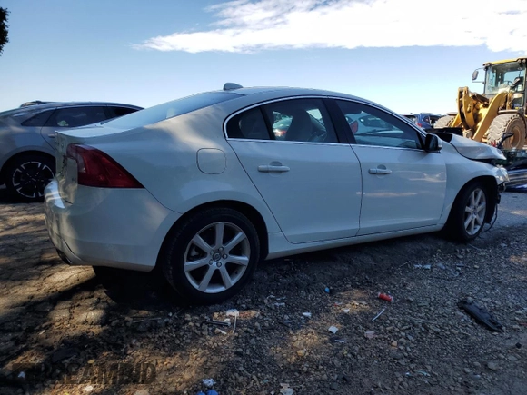 2016 Volvo S60 T5 Drive-E Premier z VIN YV126MFK8G2390619, wystawiony jako Copart lot #57810155 z przebiegiem 87 272 mil mil oraz Szkoda całkowita • Salvage title. Historia ofert i sprzedaży dostępna na DreamBid. Obrazek 3.