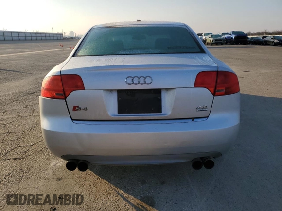 2007 Audi S4 z VIN WAUGL78E87A016558, wystawiony jako Copart lot #43116845 z przebiegiem 143 993 mil mil oraz Tytuł czysty. Historia ofert i sprzedaży dostępna na DreamBid. Obrazek 6.