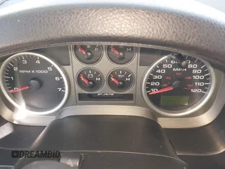 2005 Ford F-150 XLT с VIN 1FTPX04545KD60688, выставлен на аукционе IAAI как лот 41695322 с пробегом 190 971 миль миль и . История ставок и продаж доступна на DreamBid. Изображение 7.