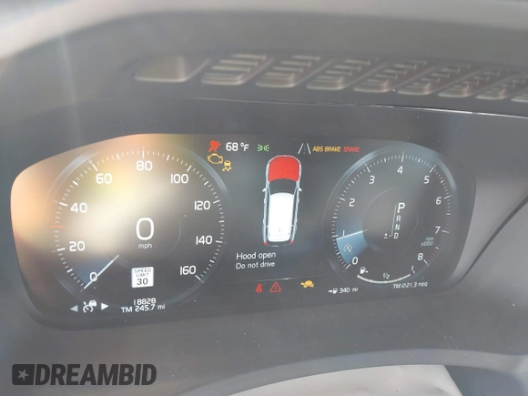 2022 Volvo XC90 Momentum with VIN YV4102CK2N1783804, listed as a IAAI auction lot 41171558 with 18,828 mi miles and . Bid and sale history available at DreamBid. Image 7.