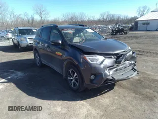 2018 Toyota RAV4 XLE with VIN JTMRFREV9JJ742276, listed as a IAAI auction lot 41855530 with 115,815 mi miles. Bid and sale history available at carsss.com. Image 1.