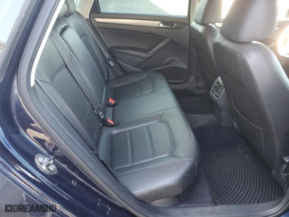 2014 Volkswagen Passat SE with VIN 1VWBP7A34EC008658, listed as a Copart auction lot 53994485 with 99,897 mi miles and Salvage Title. Bid and sale history available at carsss.com. Image 10.