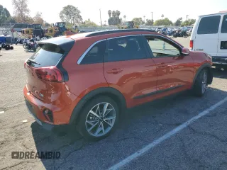 2022 Kia Niro Touring SE with VIN KNDCC3LC9N5545815, listed as a Copart auction lot 42260825 with 50,617 mi miles and Salvage Title. Bid and sale history available at carsss.com. Image 3.