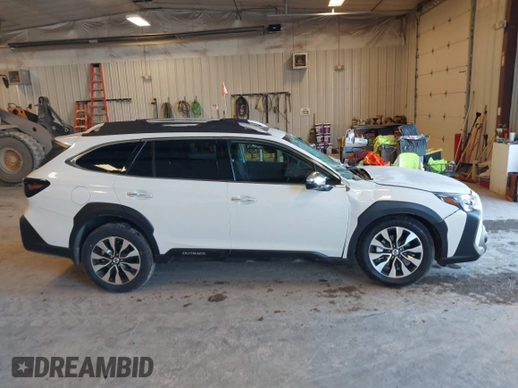 2025 Subaru Outback Touring XT with VIN 4S4BTGPD0S3223833, listed as a IAAI auction lot 41850418 with 277 mi miles and . Bid and sale history available at DreamBid. Image 13.