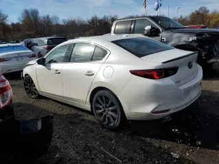 2024 Mazda 3 Premium Plus with VIN 3MZBPBEY2RM409137, listed as a Copart auction lot 78367194 with 2,605 mi miles and Salvage Title. Bid and sale history available at carsss.com. Image 2.