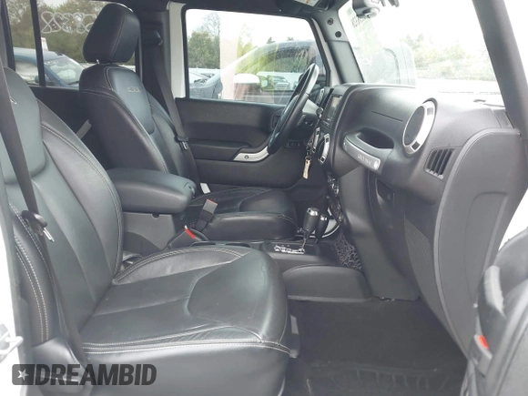 2016 Jeep Wrangler Unlimited Sahara с VIN 1C4HJWEG8GL345391, выставлен на аукционе IAAI как лот 42158328 с пробегом 61 020 миль миль и . История ставок и продаж доступна на DreamBid. Изображение 5.