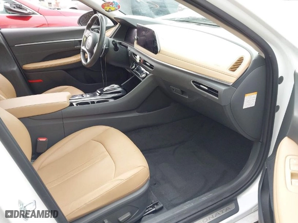 2021 Hyundai Sonata Hybrid Limited with VIN KMHL54JJ7MA031125, listed as a IAAI auction lot 41556366 with 47,562 mi miles. Bid and sale history available at carsss.com. Image 5.