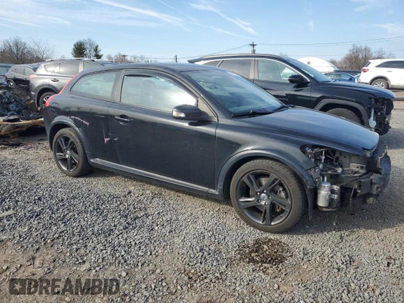 2013 Volvo C30 T5 z VIN YV1672MK2D2303931, wystawiony jako Copart lot #50793765 z przebiegiem 135 889 mil mil oraz Szkoda całkowita • Salvage title. Historia ofert i sprzedaży dostępna na DreamBid. Obrazek 4.