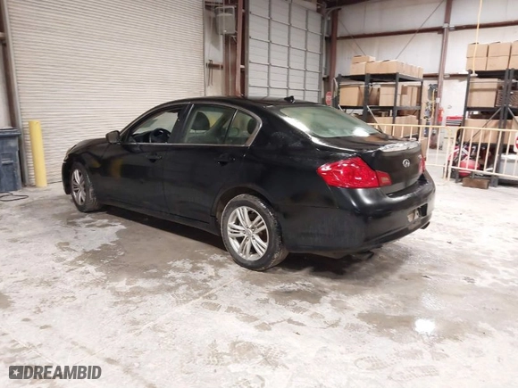 2013 Infiniti G37 Sedan x with VIN JN1CV6AR5DM762725, listed as a IAAI auction lot 41453576 with 202,632 mi miles. Bid and sale history available at carsss.com. Image 3.