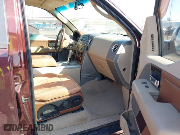 2008 Ford F-150 XLT with VIN 1FTPW12548KD59833, listed as a IAAI auction lot 41764806 with 128,606 mi miles. Bid and sale history available at carsss.com. Image 5.