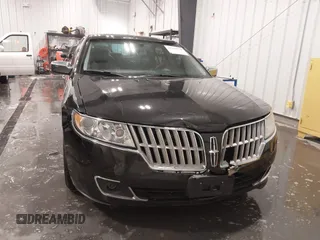 2012 Lincoln MKZ with VIN 3LNHL2GC1CR826247, listed as a IAAI auction lot 41727774 with 136,588 mi miles. Bid and sale history available at carsss.com. Image 6.
