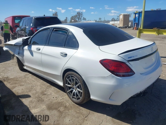 2020 Mercedes-Benz C 63 AMG with VIN 55SWF8GB5LU332454, listed as a IAAI auction lot 41702800 with 54,098 mi miles and . Bid and sale history available at DreamBid. Image 3.