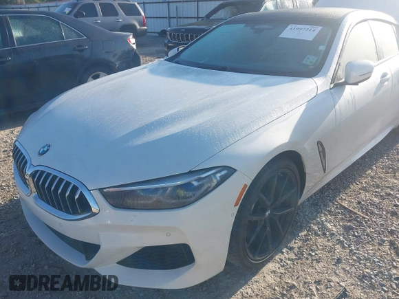 2022 BMW 8 Series 840i with VIN WBAGV2C01NCJ90613, listed as a IAAI auction lot 41997214 with 28,014 mi miles. Bid and sale history available at carsss.com. Image 6.