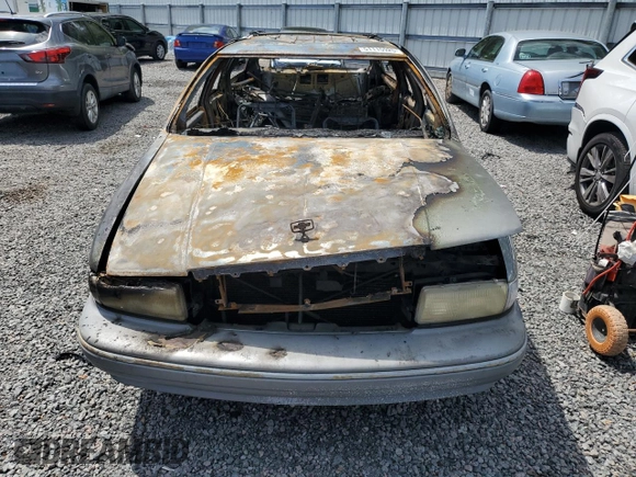 1994 Chevrolet Caprice Classic with VIN 1G1BL82P3RR151313, listed as a Copart auction lot 51115925 with 0 mi miles and Non Repairable. Bid and sale history available at carsss.com. Image 5.