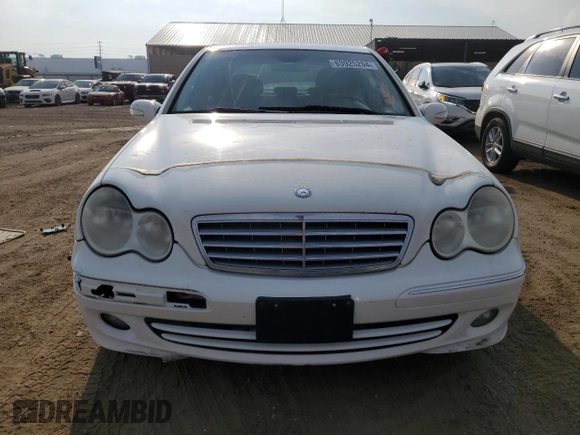 2006 Mercedes-Benz C 280 Luxury with VIN WDBRF92H46F801516, listed as a Copart auction lot 63925294 with 167,587 mi miles and Non Repairable. Bid and sale history available at DreamBid. Image 5.