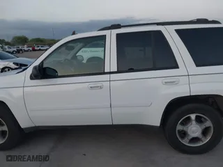 2008 Chevrolet TrailBlazer LT w/3LT with VIN 1GNDS13S882156793, listed as a IAAI auction lot 41833417 with 165,861 mi miles. Bid and sale history available at carsss.com. Image 14.