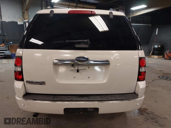 2010 Ford Explorer XLT with VIN 1FMEU6DE8AUA26953, listed as a IAAI auction lot 42169243 with 151,302 mi miles. Bid and sale history available at carsss.com. Image 16.